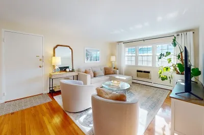27-2 Arlington Rd #5 1