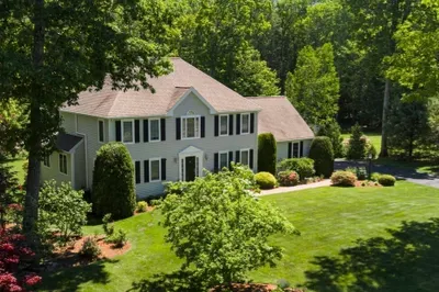 14 Old Towne Way 1