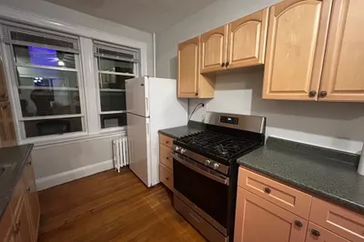 93 Chester St #4