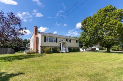 219 Prospect St 1