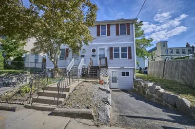 9 Wrentham St #9 1