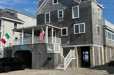6 Oceanside Dr 1
