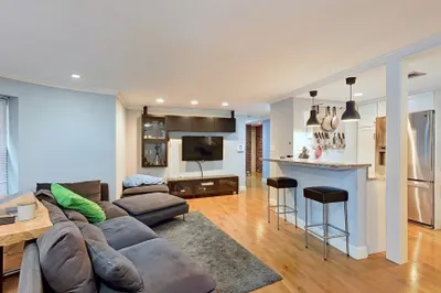 78 Gainsborough Street #005E