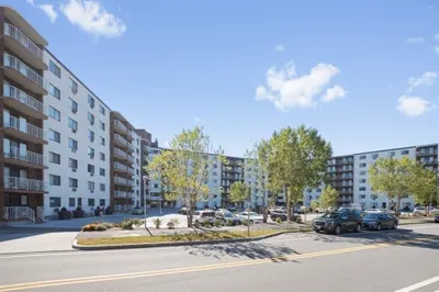 131 Coolidge Ave #125