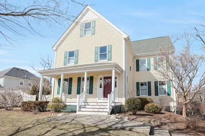 4 Westbrook Ln 1