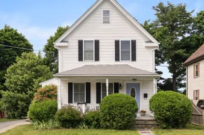 64 Rock St