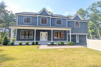 786 Main St 1