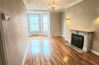 185 Beacon Street #4F