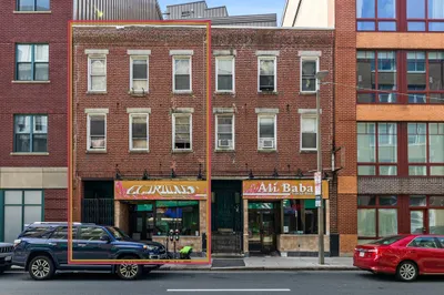 147-147a E Berkeley St 1