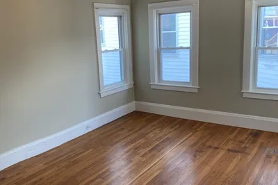 58 Brett St #2