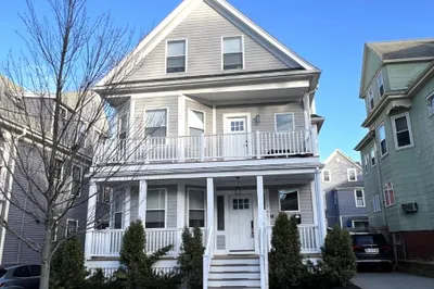 161 Lowell St #1