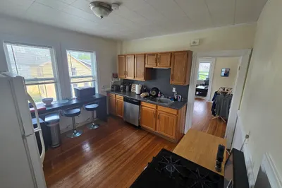 60 Dustin St #2 1