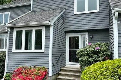 31 Blithewood Ave #402