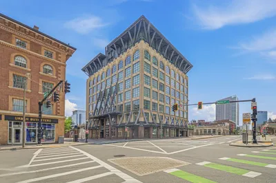 360 Newbury St #508 1