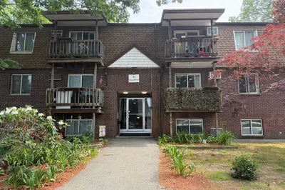 144 Thissell Ave #15