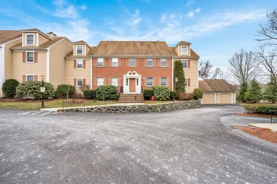 49 Weatherly Dr #49