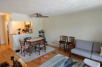 18 Pond St #19