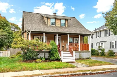 14 Lowell St