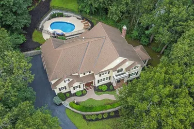 50 Emerson Road 1