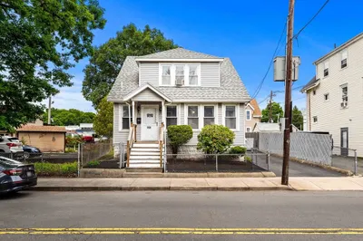 359 Chatham St