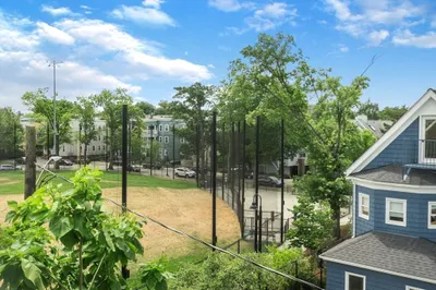 22-24 Bowdoin St #2