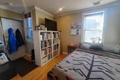 101 Prince St #10