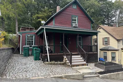 64 Mayland St 1