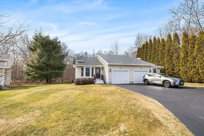 8 Fiddle Neck Ln #8 1