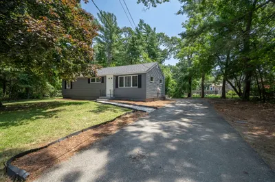 1 Arlington Rd 1