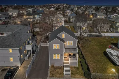47 B Street #beachside
