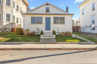 96 Bellevue Ave