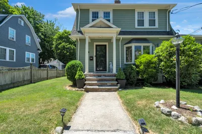184 William Street #1 1