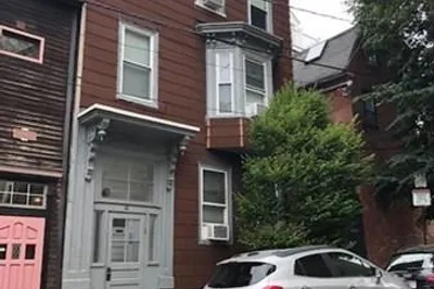 48 Pearl Street 1