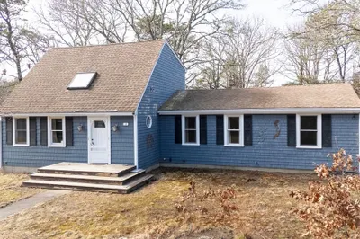 14 Julius Rd