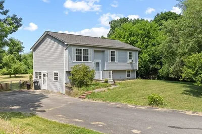 88 Old Fall River Rd 1