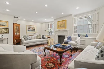 142 Chestnut Street #4-5 1