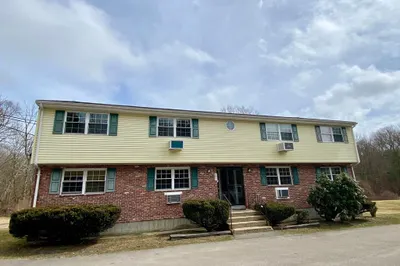 221 Mansfield Ave #2