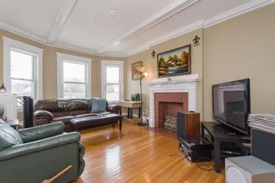 419 South Huntington Ave #2