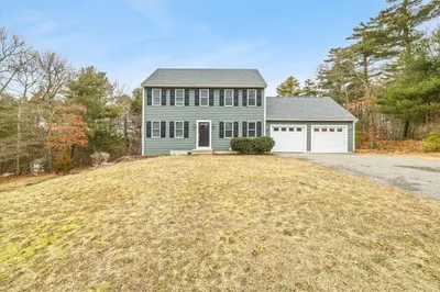 18 Heather Hill Rd