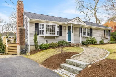 27 Old Chatham Rd