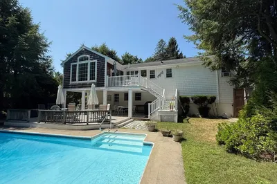 97 Walnut St