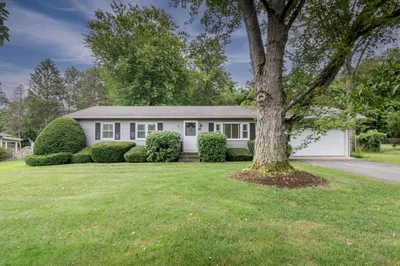 41 Oak Rd