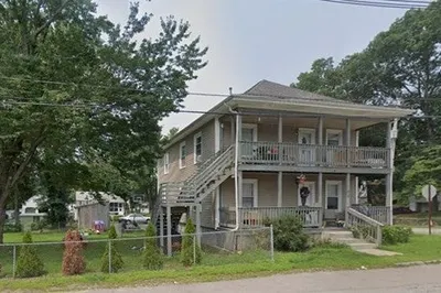 375 Brown St 1