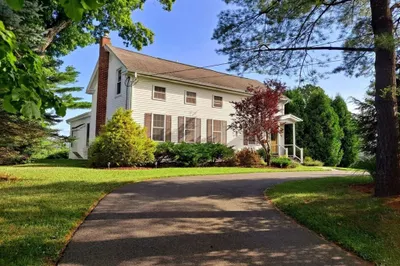 444 Barker Road 1