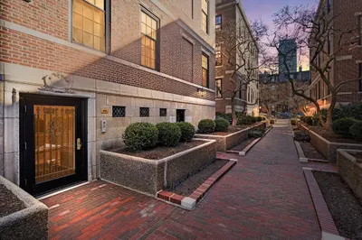 370 Beacon Street #3