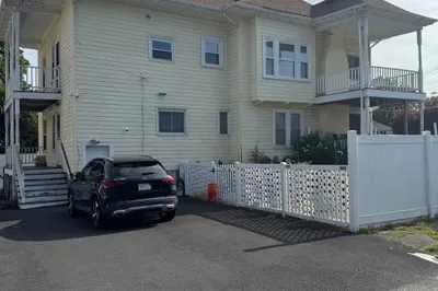 253 Humphrey St #2 1