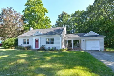 134 Thayer Ave 1