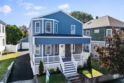58 Willard St