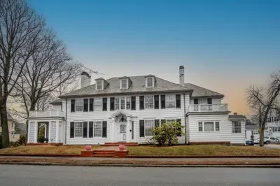 190 Ocean St 1