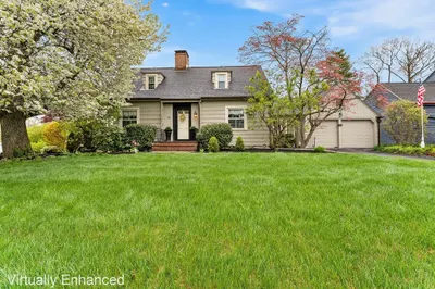 199 Hawthorn Rd 1